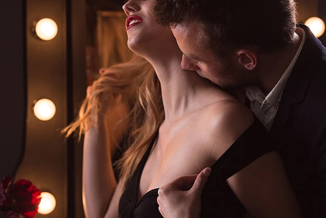 A Day in the Life of an Escort in Paris: Behind the Scenes