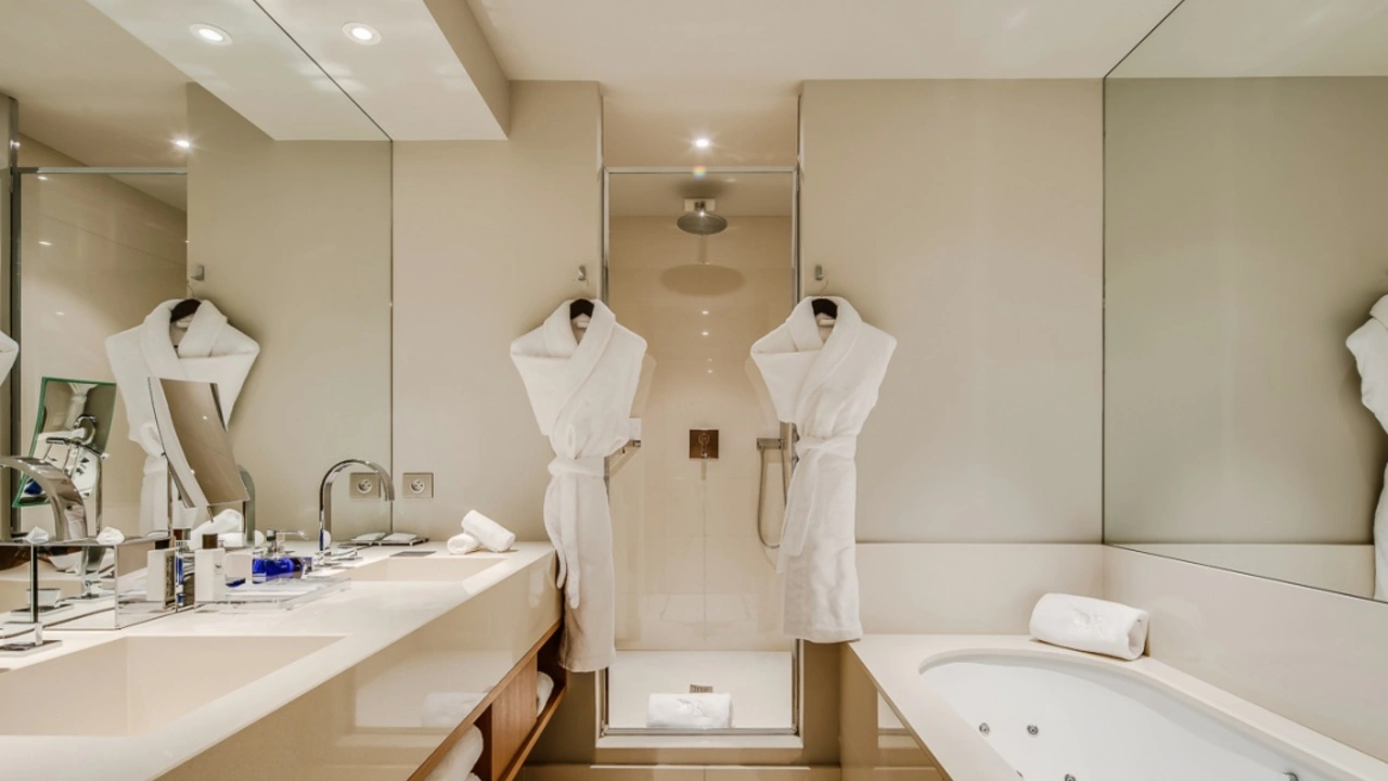 The Best Hotels in Paris for an Unforgettable Escort Experience