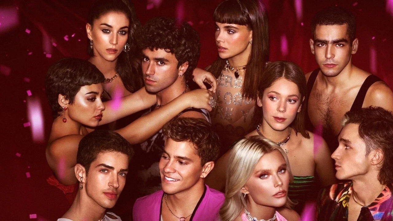 The role of escorts in Paris' high society and social events