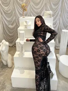 Nessa escort à Paris